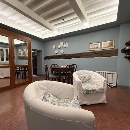 Lägenhet La Casa Sulla Piazza